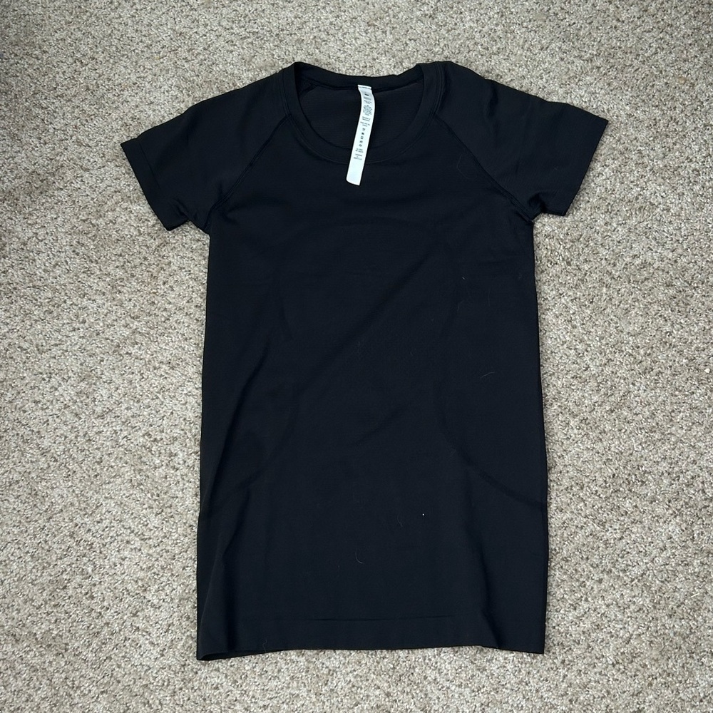 Lulu Lemon Swiftly Tech Short Sleeve